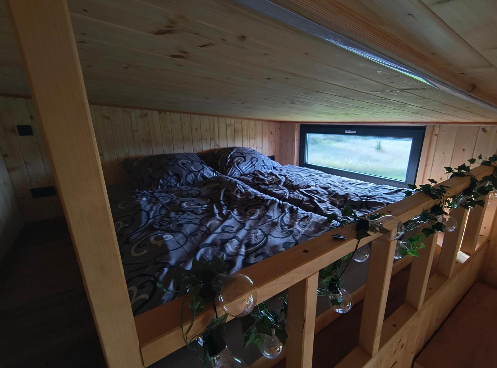Tiny House Chvalcov Villa Buitenkant foto