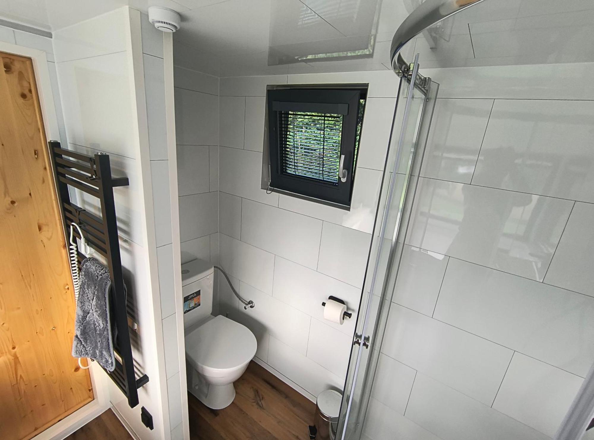 Tiny House Chvalcov Villa Buitenkant foto